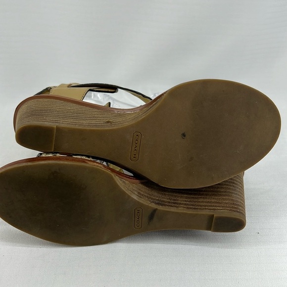 ๐2/$25 ๐ Coach Prue Snake Embossed Leather Sandals Gold Tan Wedge Heel - Picture 10 of 12